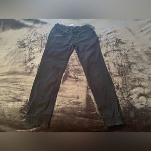 Levi’s Dark Gray Joggers Size M (boy)